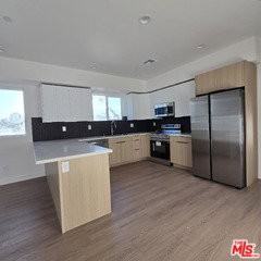 10829 Peach Grove St #1 - Photo 2 of 8