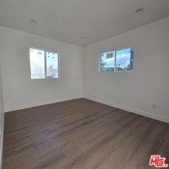 10829 Peach Grove St #1 - Photo 6 of 8