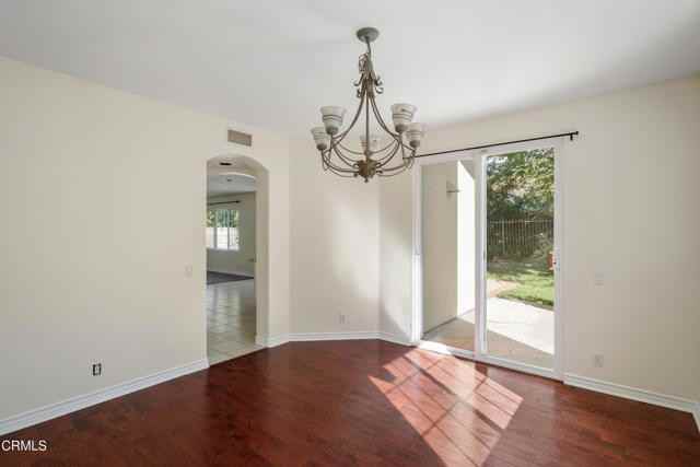 721 W Owen Ct - Photo 5 of 8