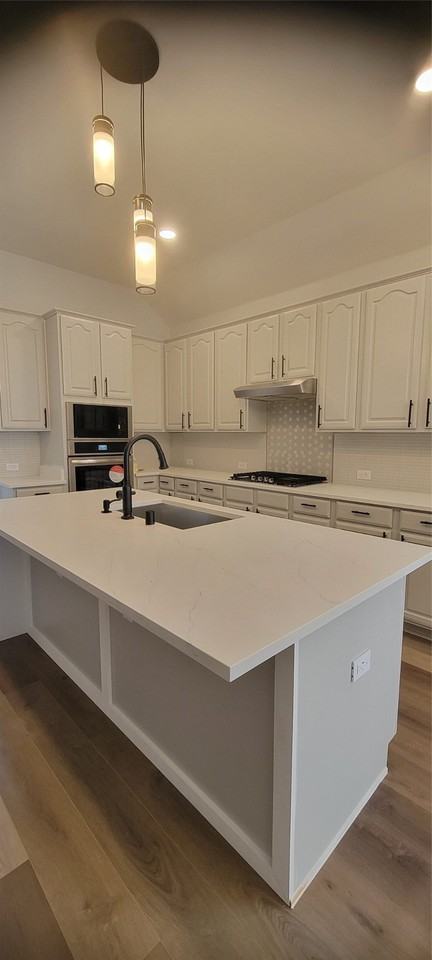 5709 Maidstone Dr - Photo 6 of 16