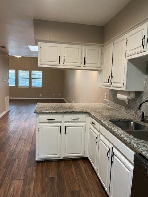1112 Kathy Ln - Photo 4 of 8