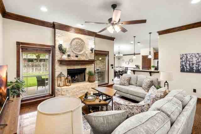 1342 Lewis And Clark Trl - Photo 3 of 33