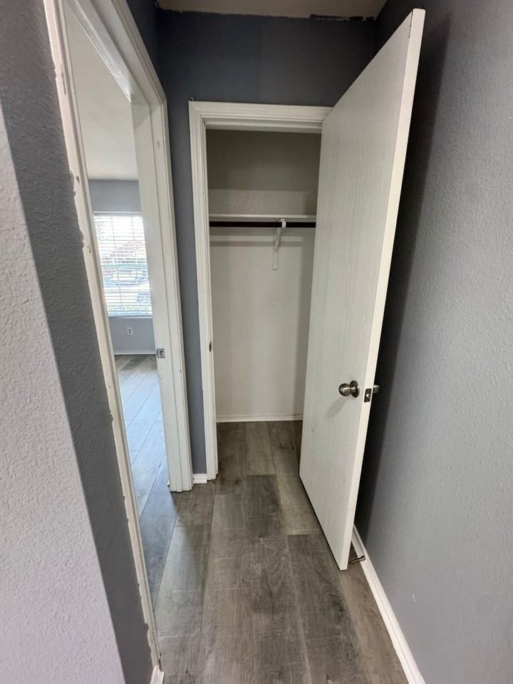 12616 Skeeter Dr - Photo 6 of 21