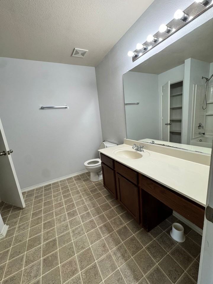 12616 Skeeter Dr - Photo 7 of 21