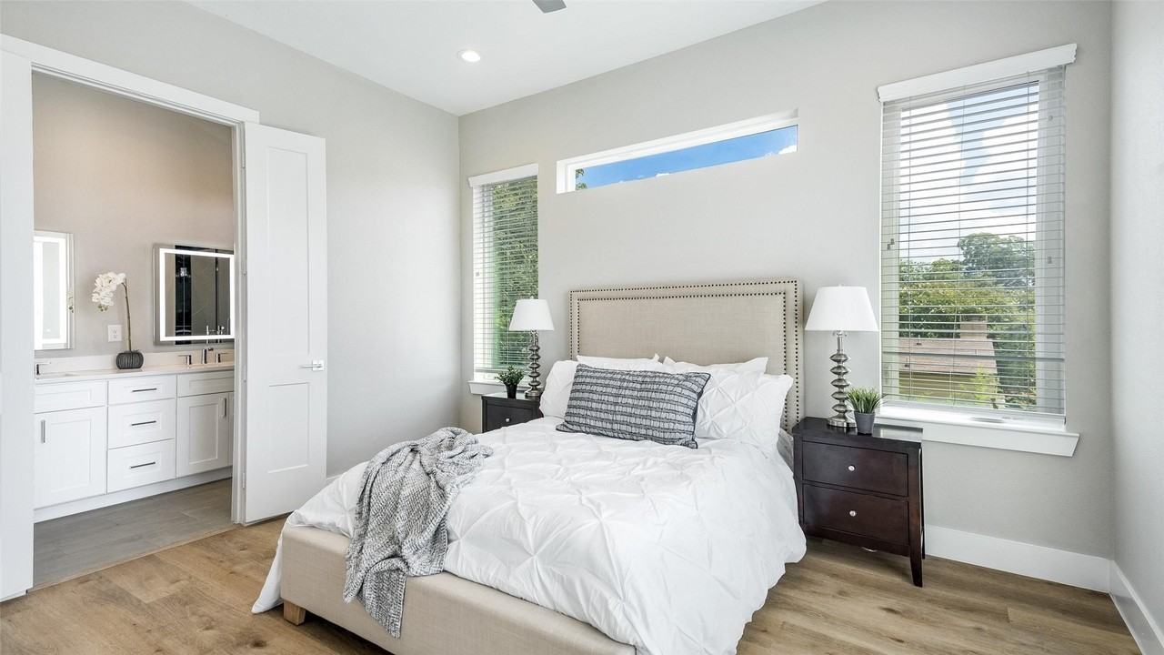 2030 N Prairie Ave #105 - Photo 4 of 7