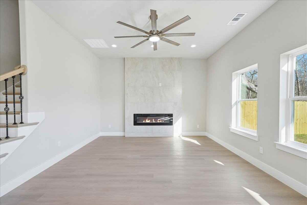 113 Church St - Photo 5 of 27
