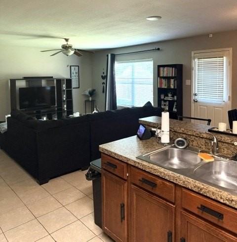 1424 Cottonwood Trl - Photo 4 of 12