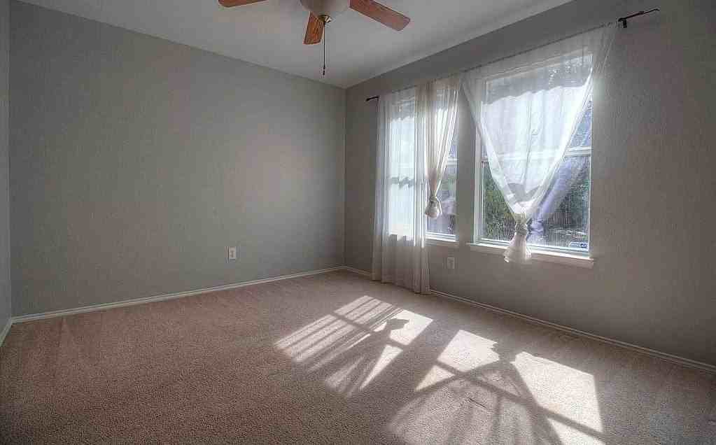 3540 Bandera Ranch Rd - Photo 5 of 20