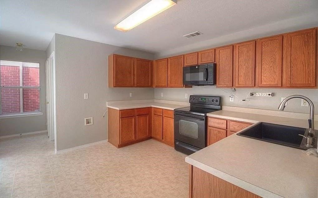 3540 Bandera Ranch Rd - Photo 6 of 20