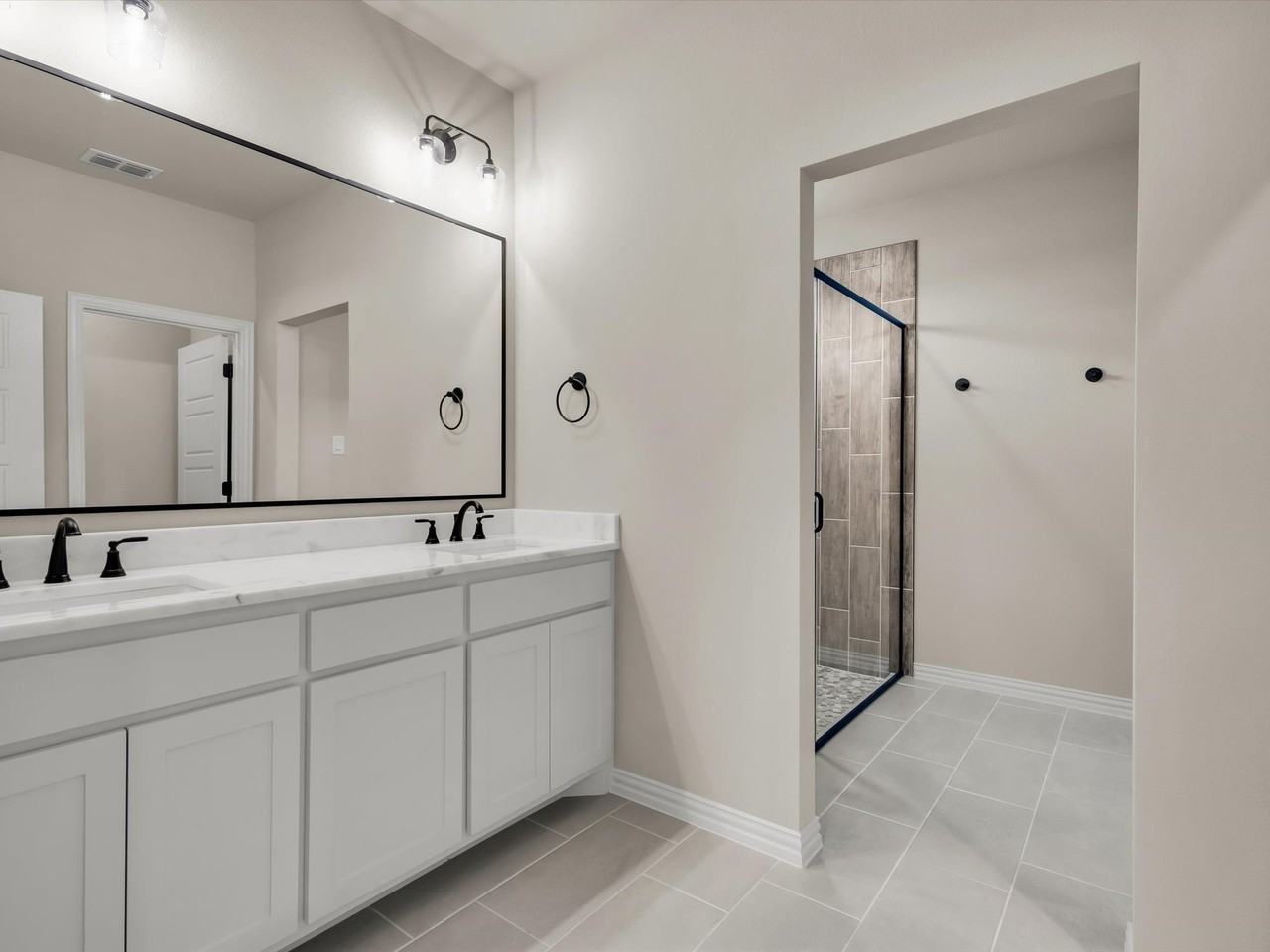 612 Jameson St - Photo 7 of 13