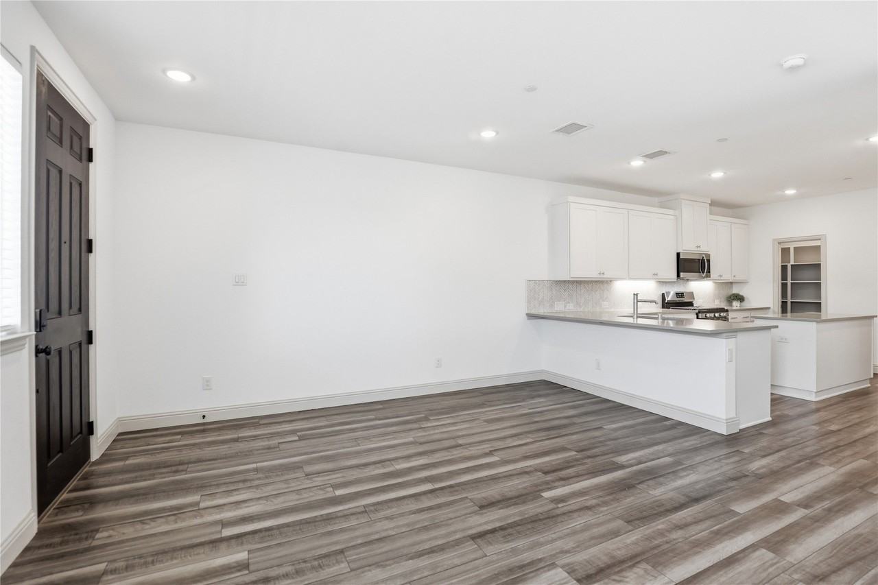 3648 Zellwood Ln - Photo 6 of 40