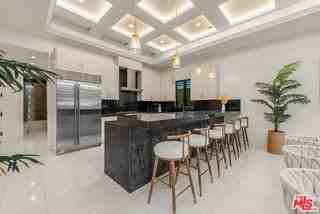 9511 National Blvd - Photo 7 of 8