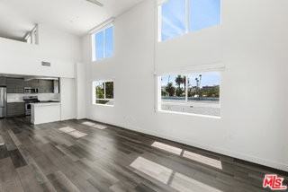3667 Mentone Ave #8 - Photo 5 of 8