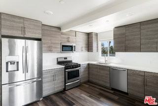3667 Mentone Ave #8 - Photo 7 of 8