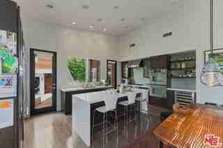 12706 Stanwood Dr - Photo 6 of 8