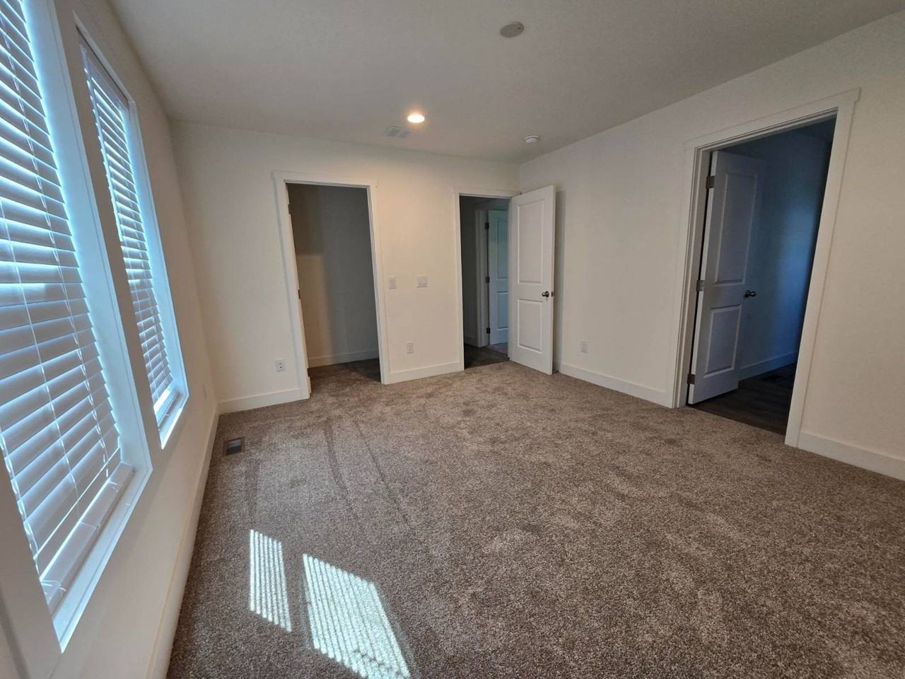 359 Lemon Dr #17 - Photo 6 of 14
