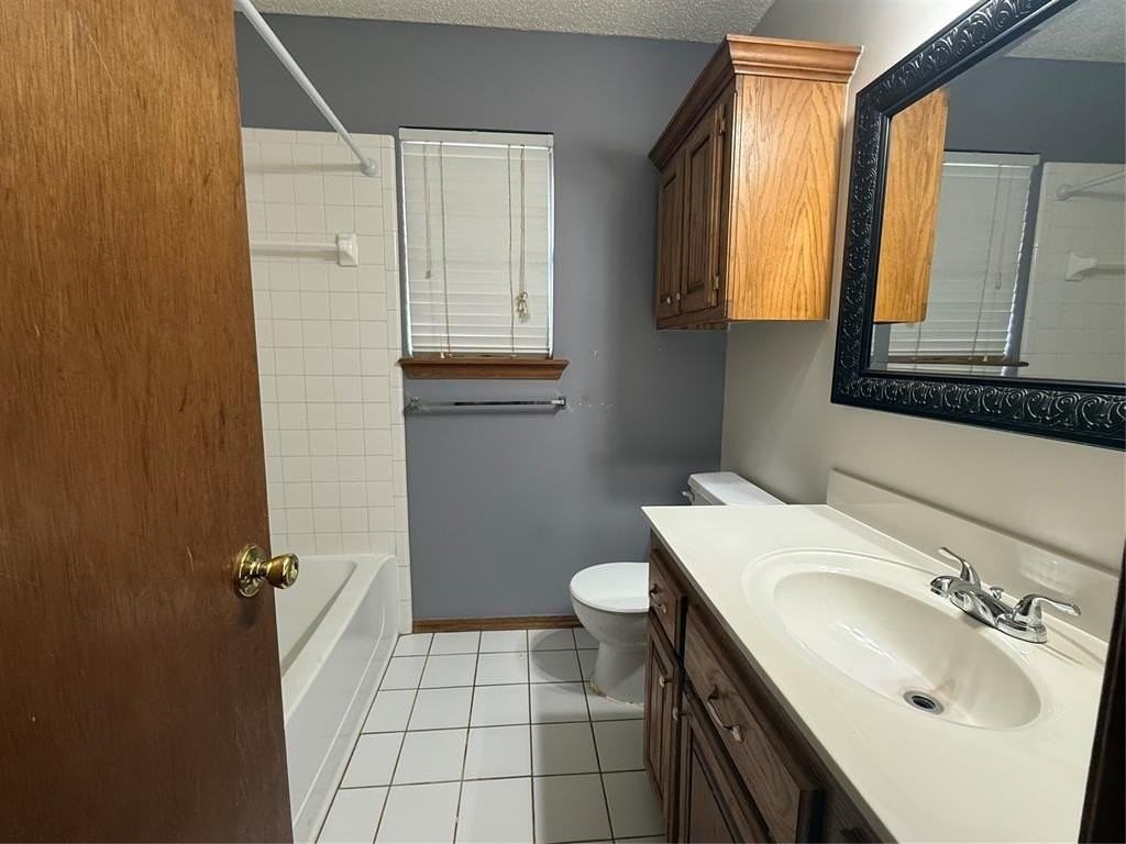 504 Eastridge Dr - Photo 6 of 7