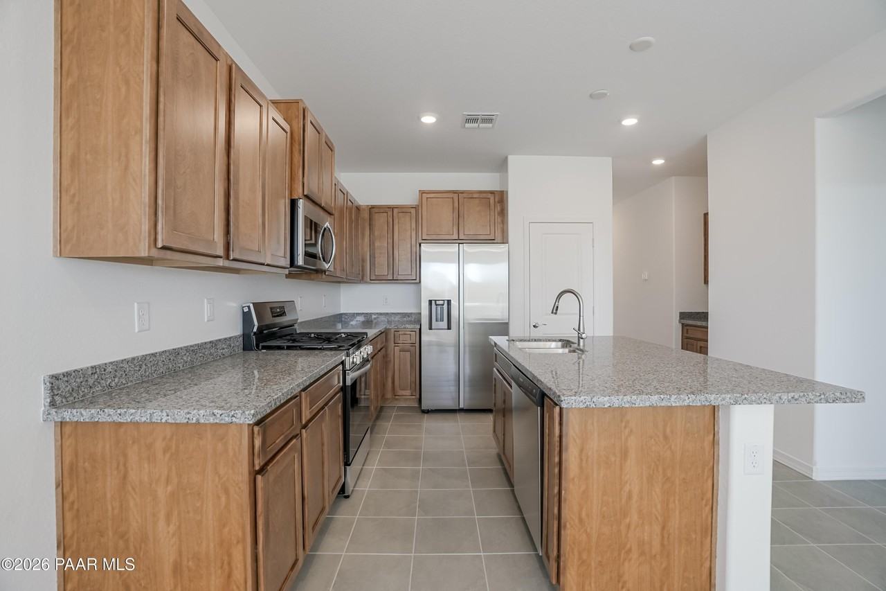 1275 Leo Ln - Photo 3 of 22