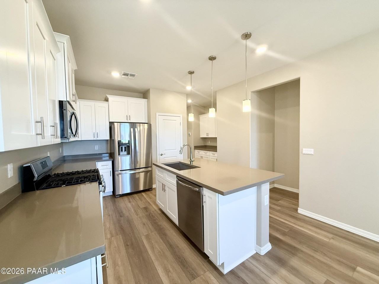 1291 Deadwood Ln - Photo 3 of 14
