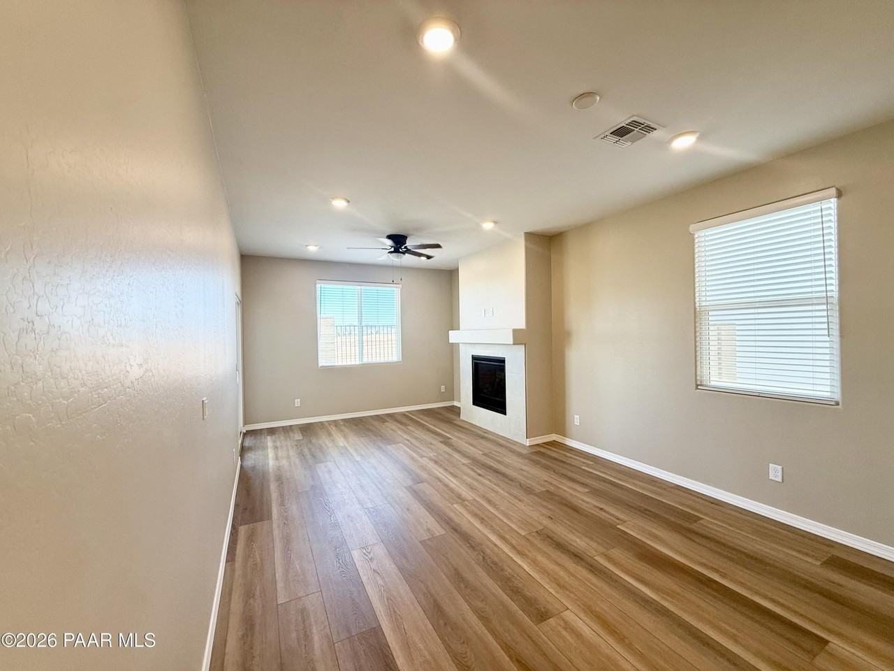 1291 Deadwood Ln - Photo 4 of 14