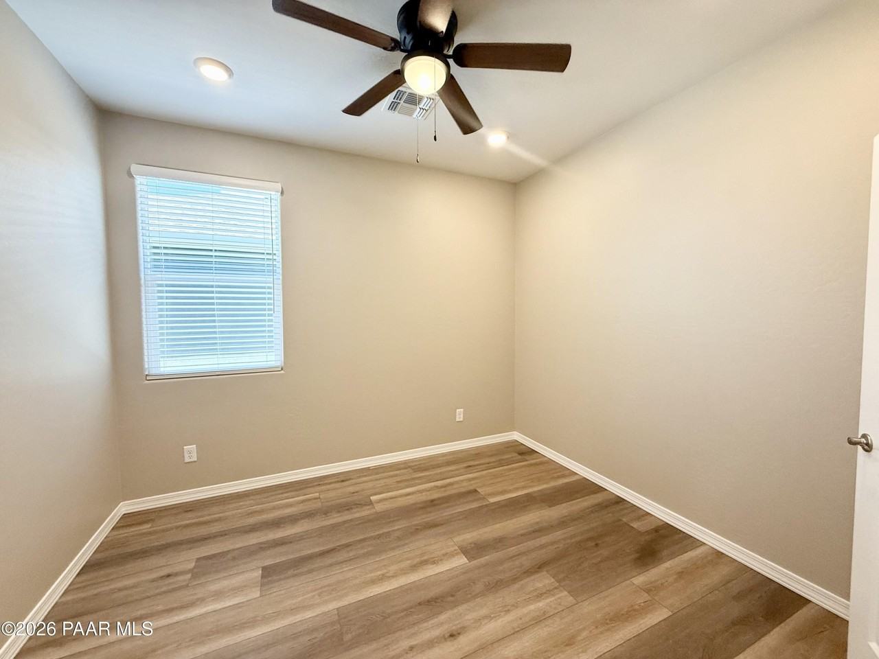 1291 Deadwood Ln - Photo 5 of 14