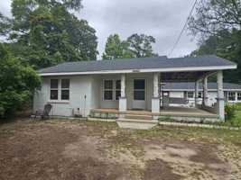 featured image of 3808 N 10th Ave
