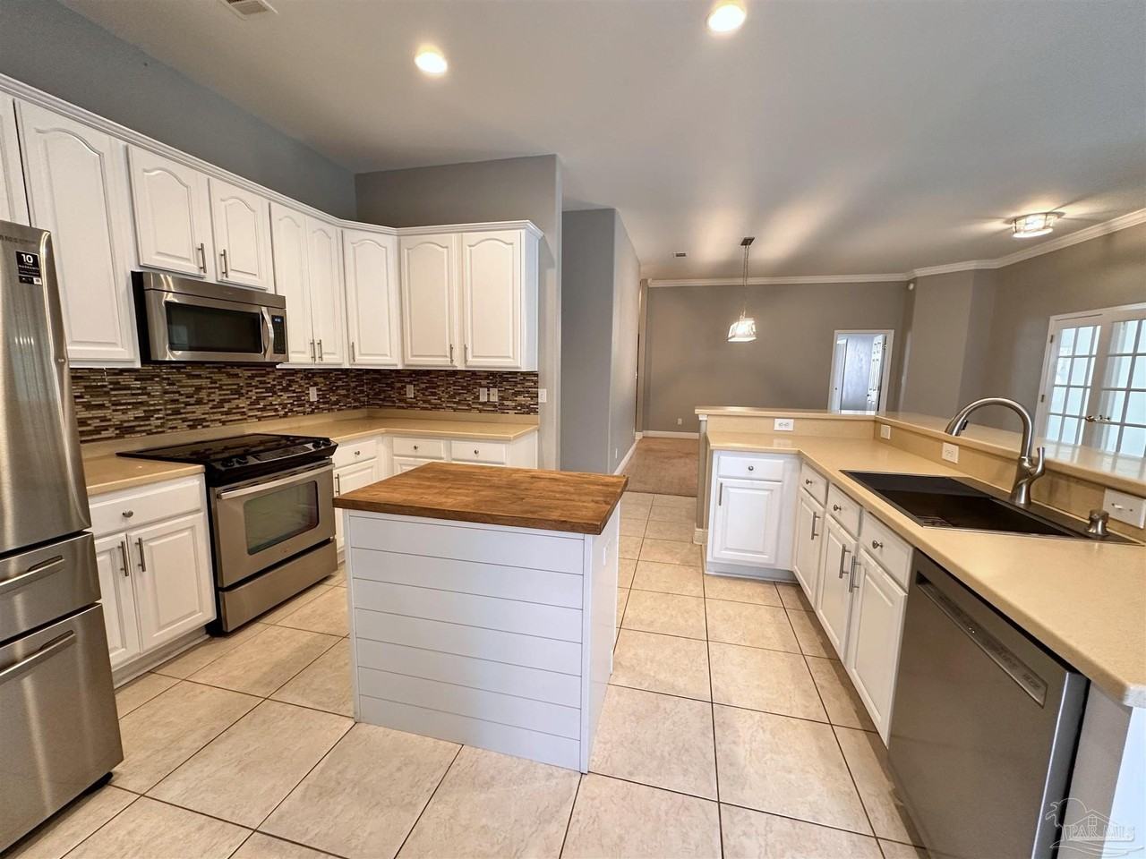 9548 Lorikeet Ln - Photo 7 of 29