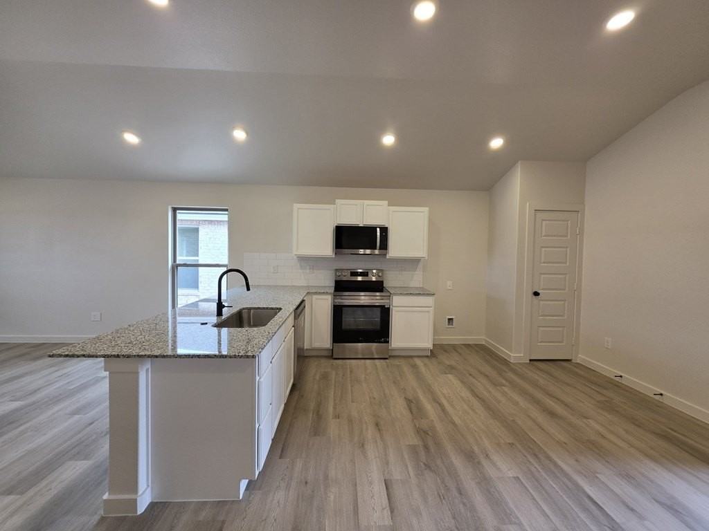 6220 Kingsville - Photo 7 of 23