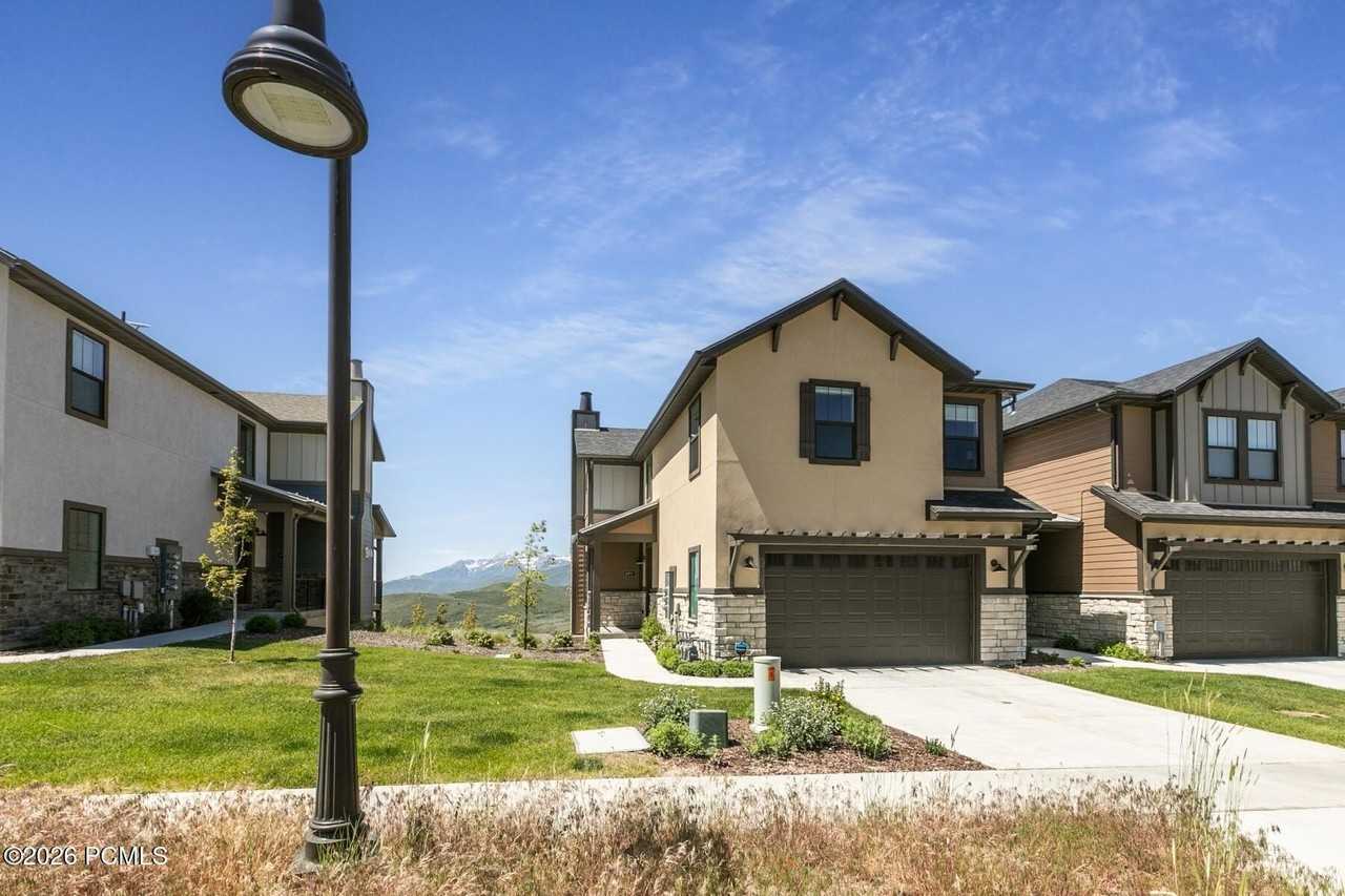 6057 Westridge Rd #12C - Photo 3 of 33
