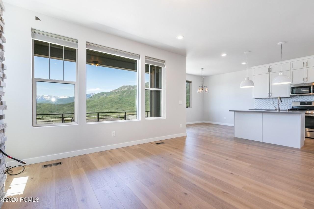 6057 Westridge Rd #12C - Photo 7 of 33