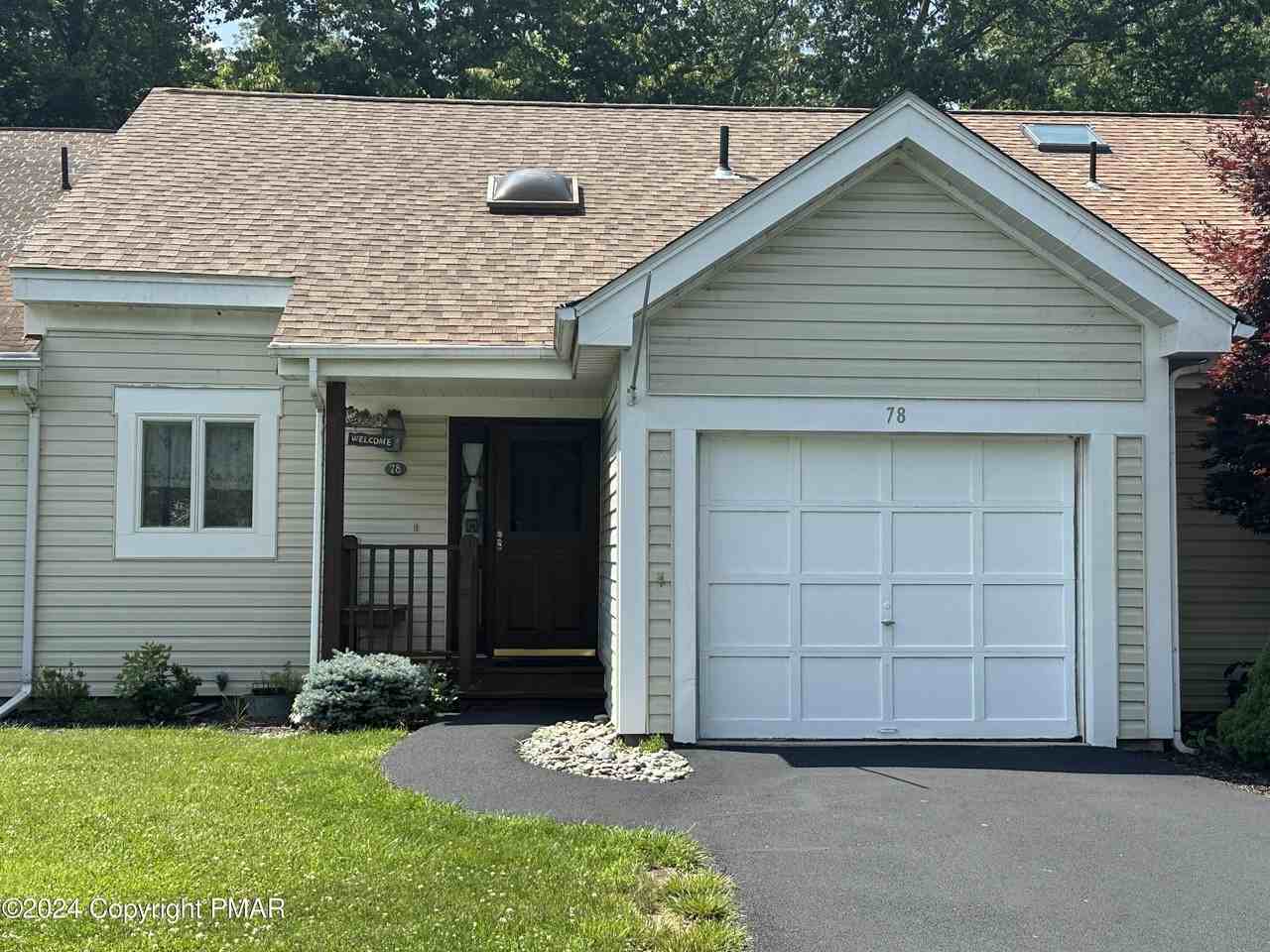 78 Village Dr - Photo 2 of 6
