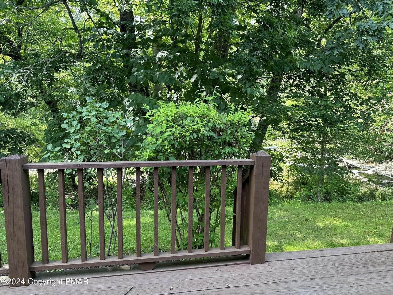78 Village Dr - Photo 3 of 6