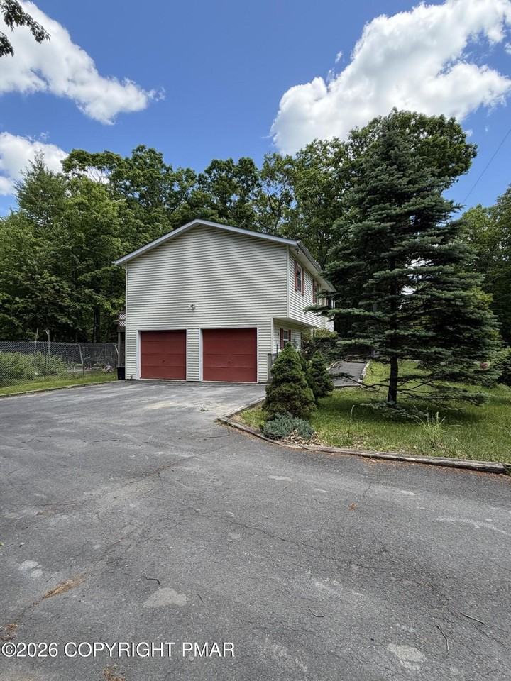 2127 Faratol Rd - Photo 3 of 17