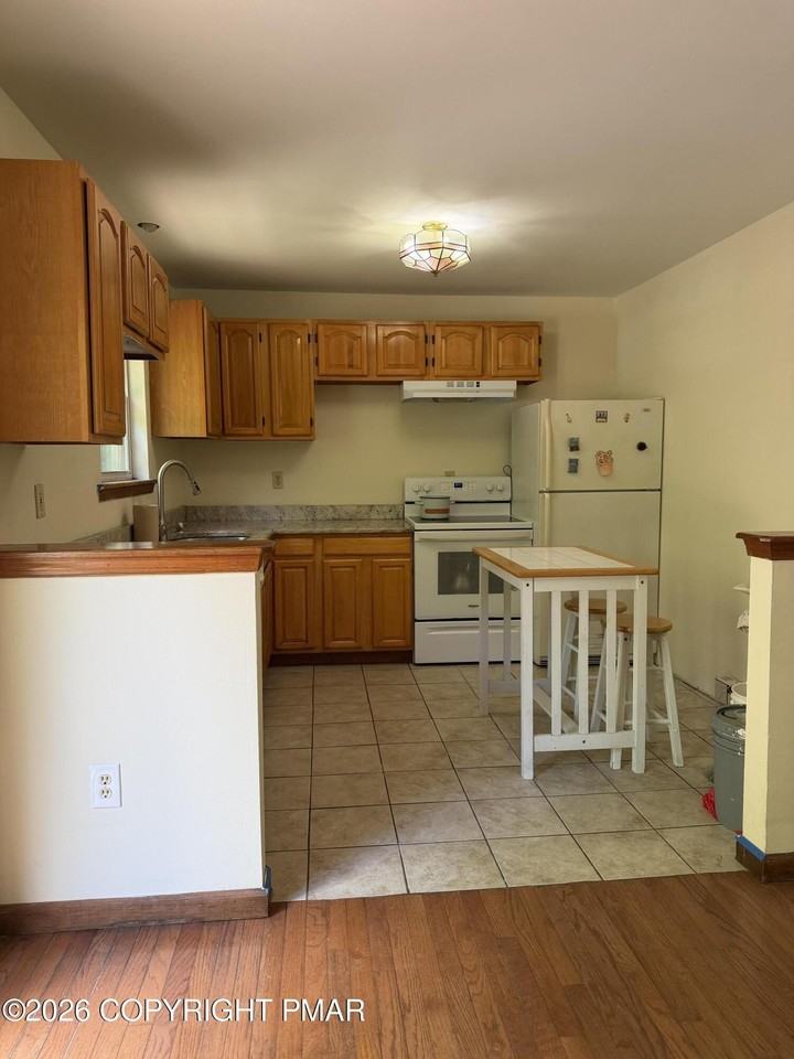 2127 Faratol Rd - Photo 4 of 17