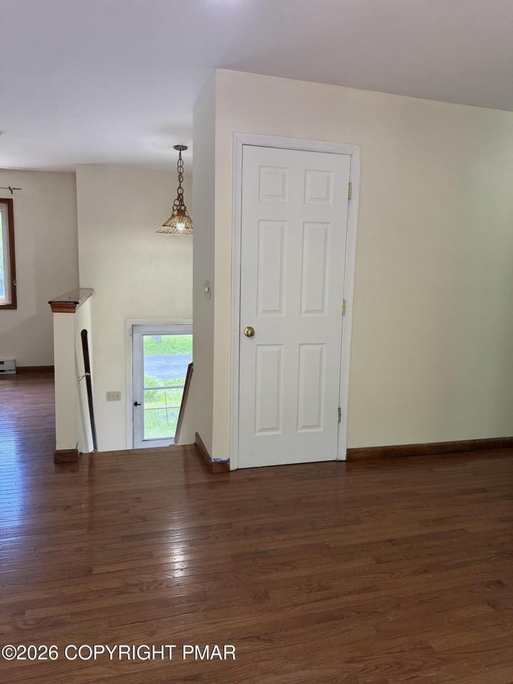 2127 Faratol Rd - Photo 7 of 17
