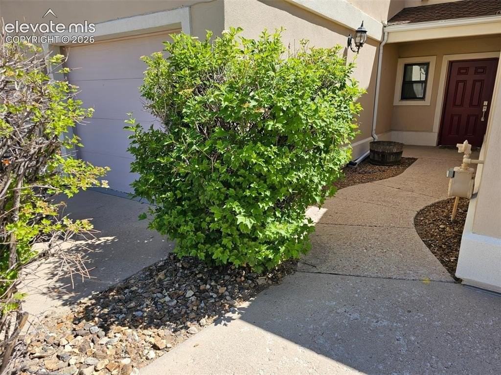 6937 Gayle Lyn Ln - Photo 3 of 34