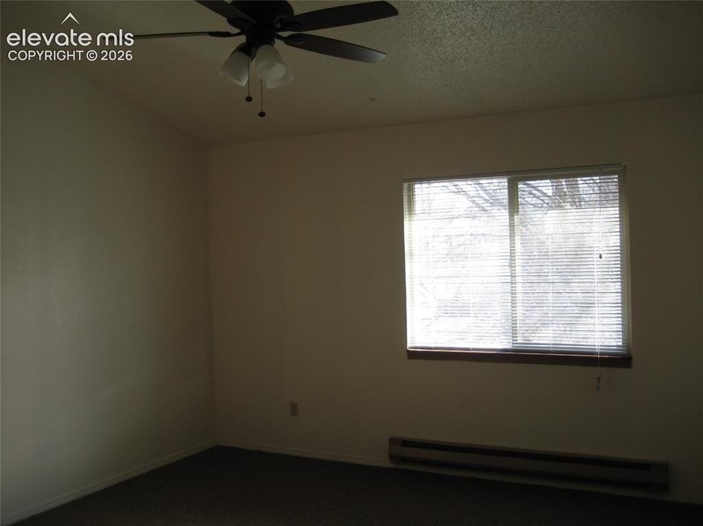 149 Wellington St - Photo 6 of 8