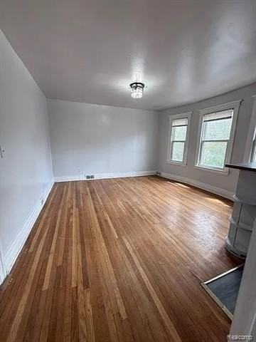 223 E Oakridge St - Photo 2 of 6