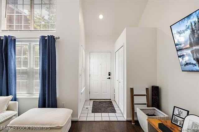 1538 Maryland Club Dr - Photo 3 of 19