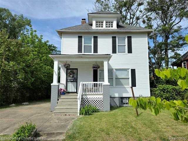 2927 Seyburn St - Photo 2 of 37