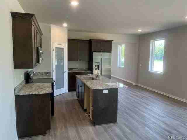 4184 Secludedpines Dr - Photo 5 of 23
