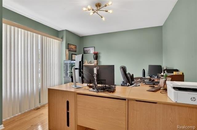 2825 Long Meadow Ln - Photo 4 of 37