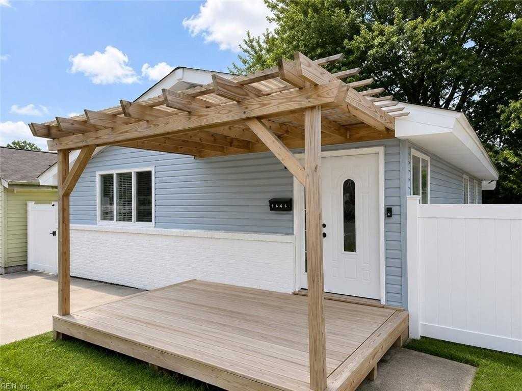 1212 Shell Rd