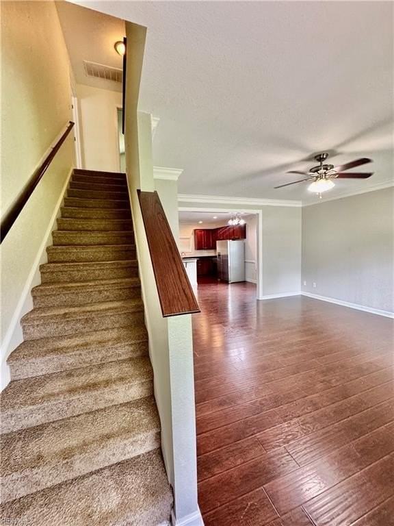 113 Crocker St - Photo 6 of 26