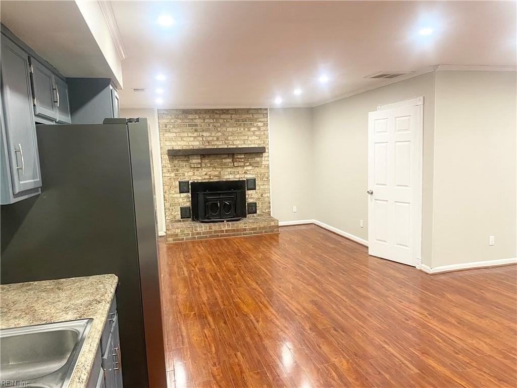 833 Tamarack Ct - Photo 7 of 18