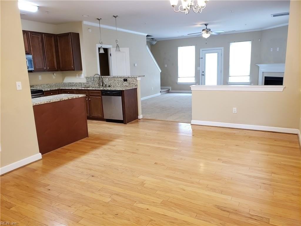 721 Albertine Ct - Photo 4 of 25