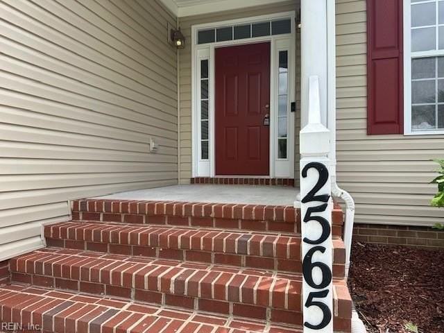 2565 Kentucky Derby Dr - Photo 2 of 42