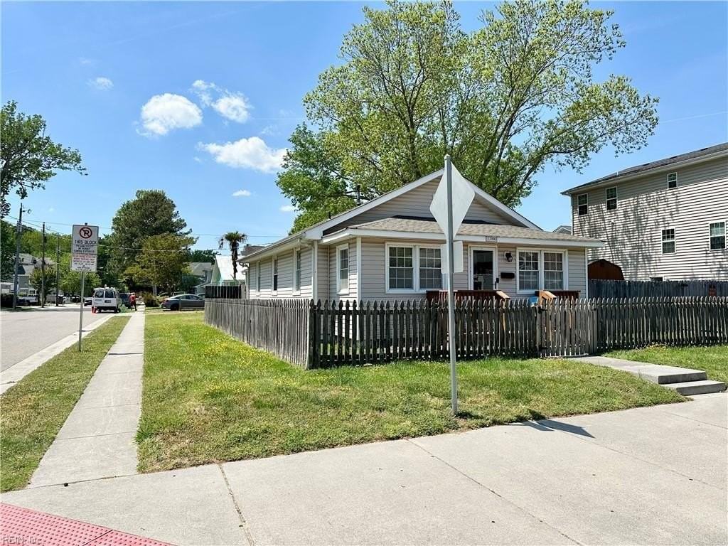 1300 Cypress Ave - Photo 3 of 20