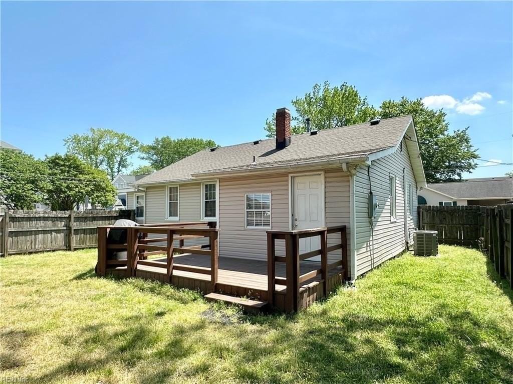 1300 Cypress Ave - Photo 5 of 20