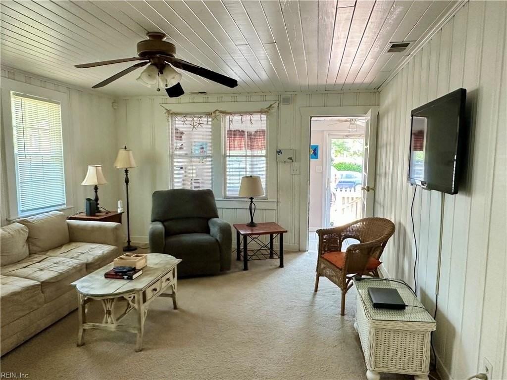 1300 Cypress Ave - Photo 7 of 20